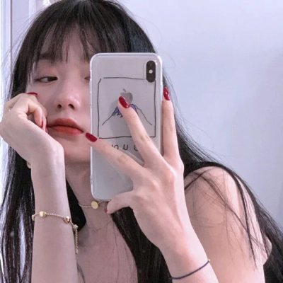 双眼凝视